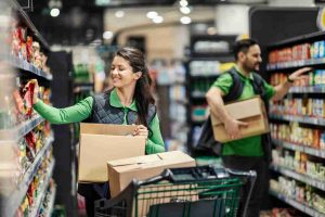 I contratti dei lavoratori del settore terziario verranno rinnovati da gennaio 2023. Settori legati all'alimentazione, alle piante e ai fiori, ai beni e ai prodotti industriali, agli ausiliari e a quello dedicato all'erogazione di servizi alle persone.