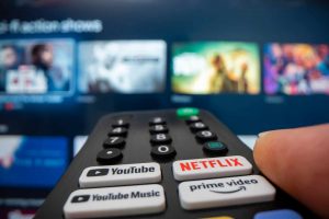 Nuovi telecomandi obbligatori smart tv