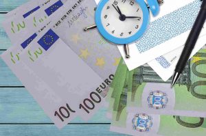 Investimento soldi sveglia